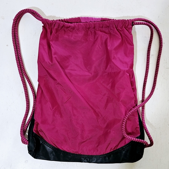 Nike Backpack in Pink NWOT - Picture 2 of 3